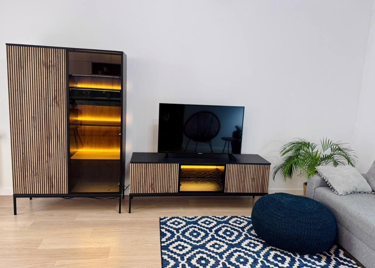 C- Home4U - Apartment With A City View Close To Aquapark, Parking In Secured Area Краков Экстерьер фото